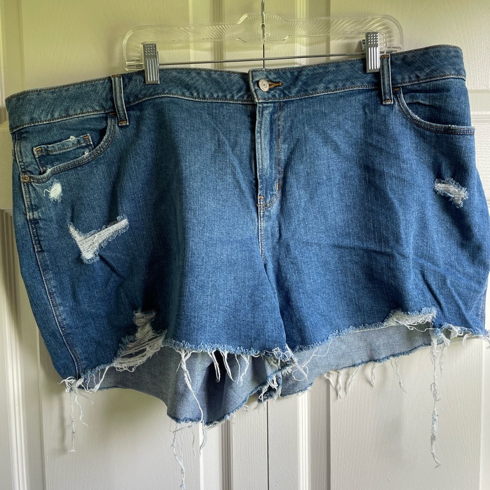 NWT Old Navy Denim Shorts Size 22